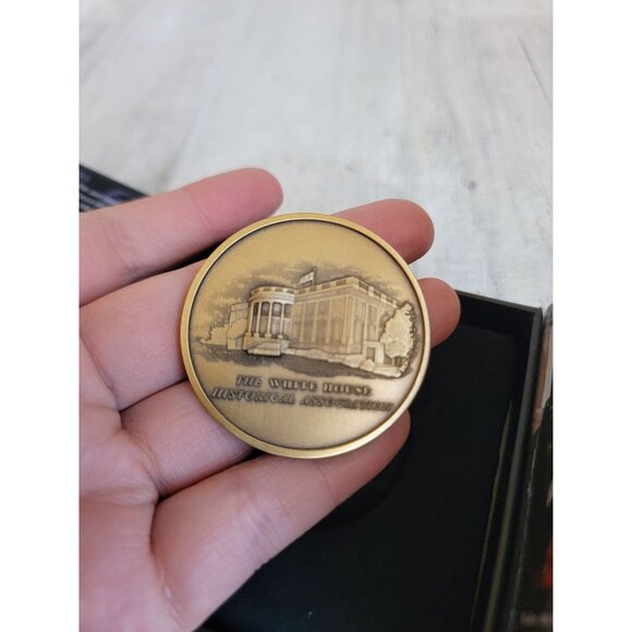 White House historical association old guard collectible coin fife drum corps - Picture 5 of 9